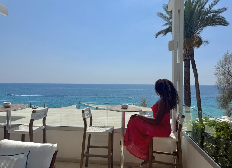 Grecian Sands Hotel Review by Metiya